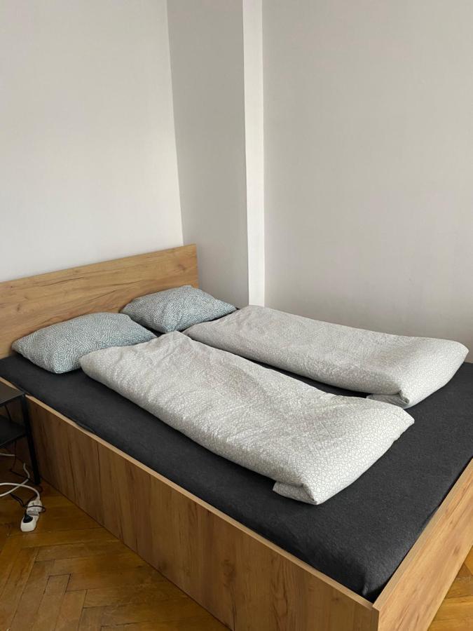 Classy Rooms In Old Town Krakow Bagian luar foto
